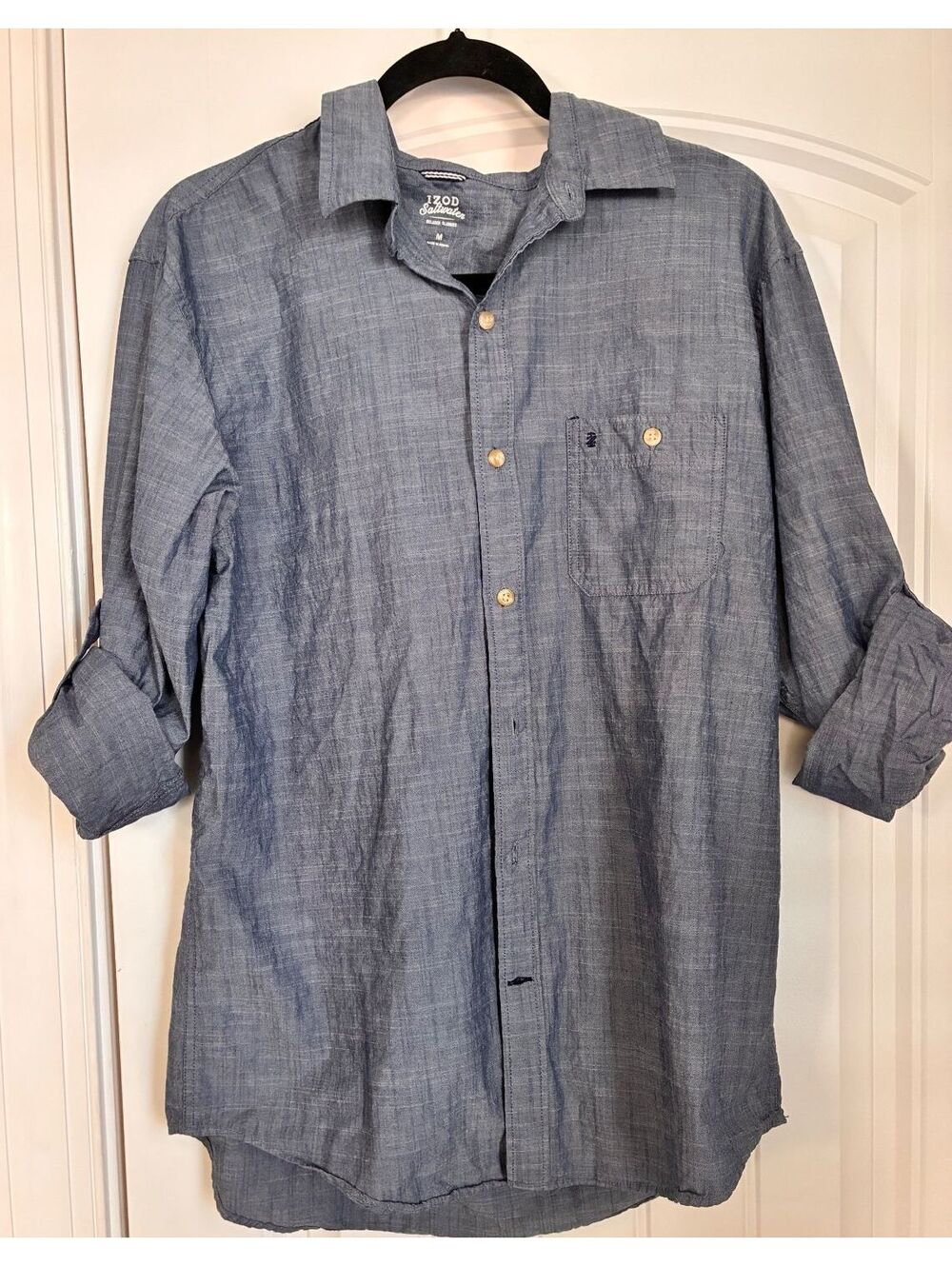 IZOD Saltwater Men's Medium Blue Cotton Casual Button-Up Shirt